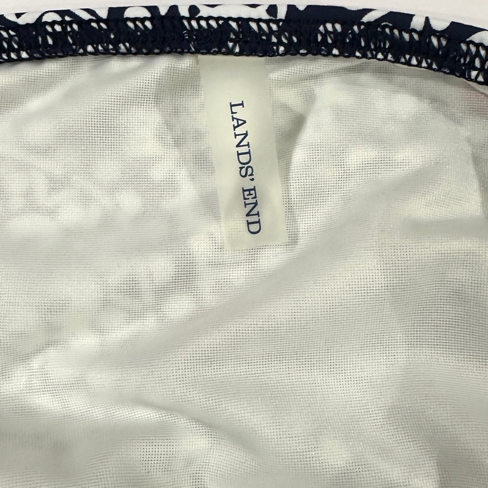 Lands’ End Plus Size Medallion Print Tankini top - Picture 6 of 7